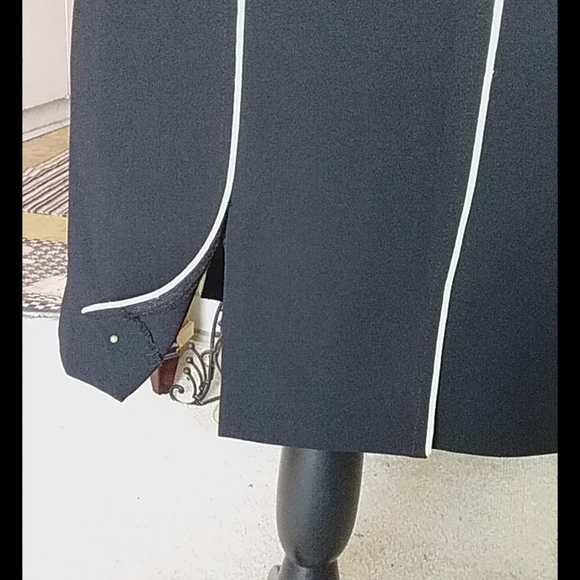 Skirt - Picture 2 of 2